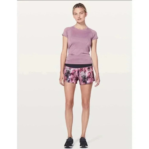 Lululemon Women's Run Times Short II Sun Dazed Multi‎ Pink Size 4 - Picture 1 of 10